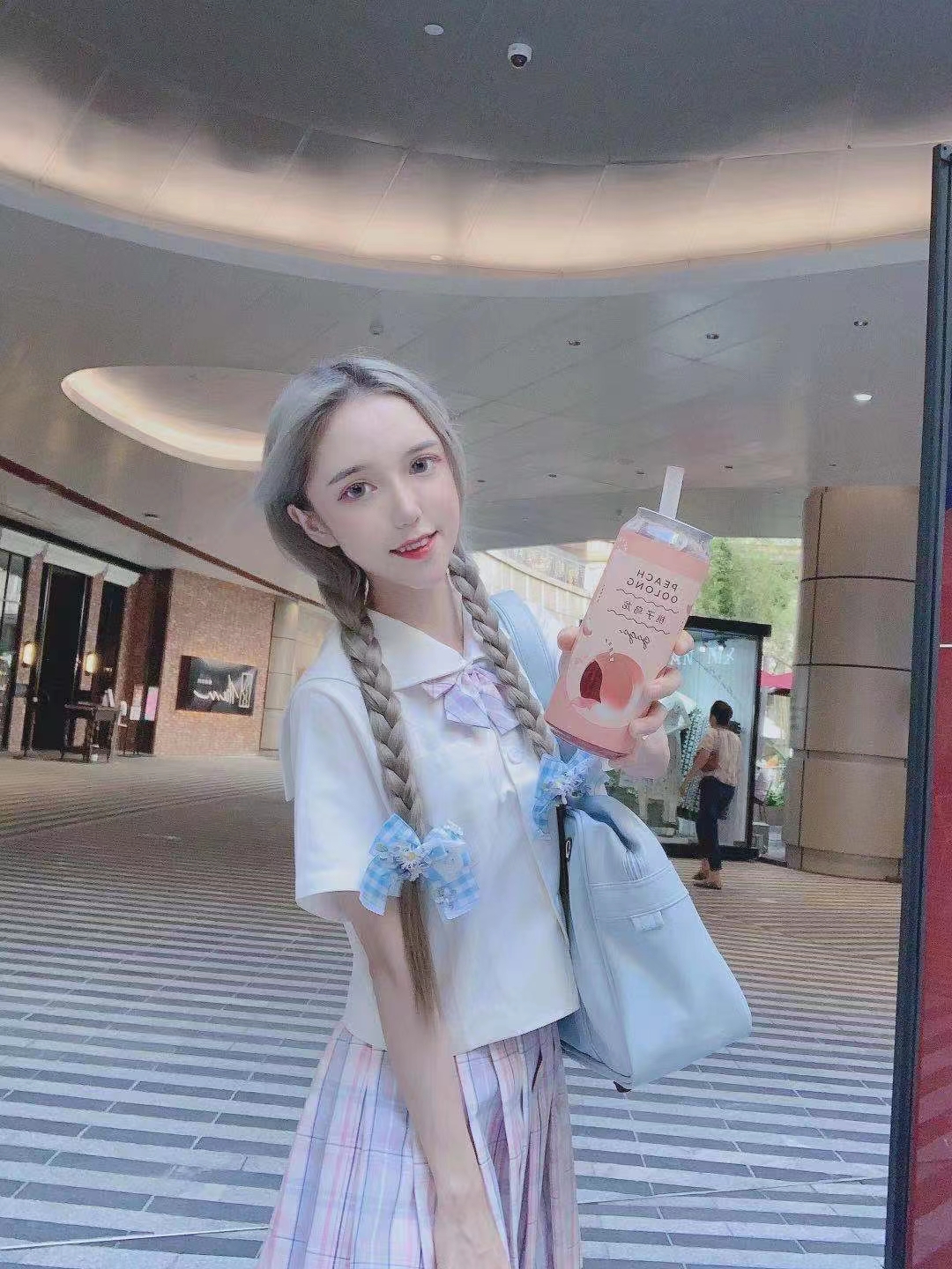 南京刚刚毕业的小姐姐